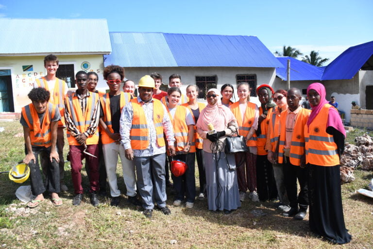 DIY GROUP BUILDING PDS SCHOOL OF DREAMS